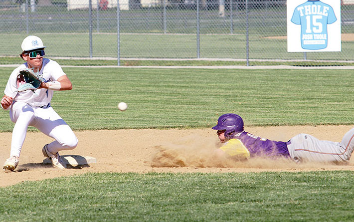 Knights score five times to walk it off over rival Cougars